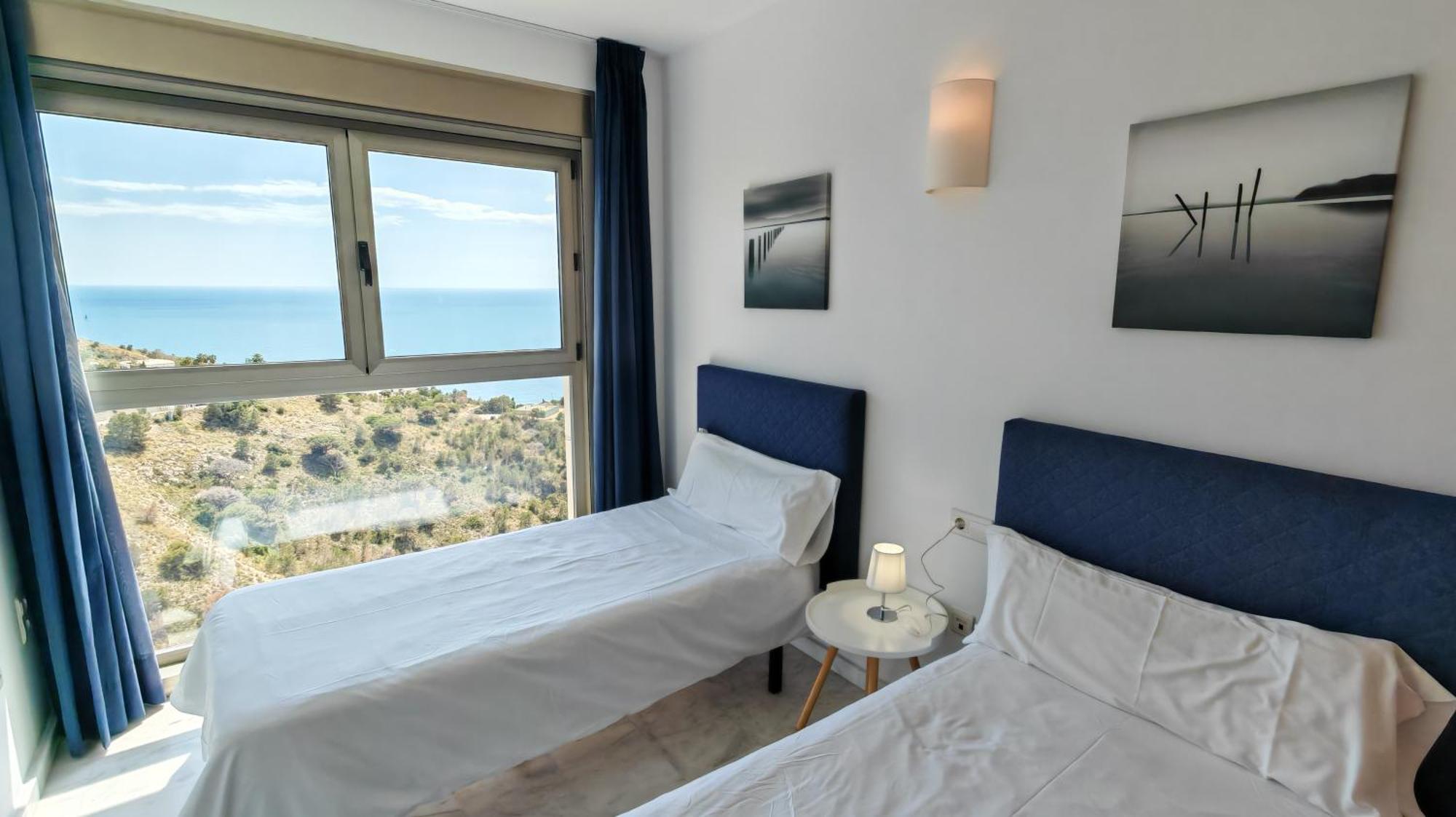 Benidorm High Rise Apartments - Sea Views - Torre Lugano Экстерьер фото